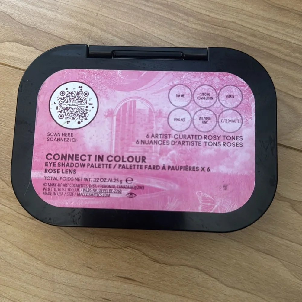 MAC Cosmetics Pink & Rose Eyeshadow Palette - 6 Warm Pink Shades